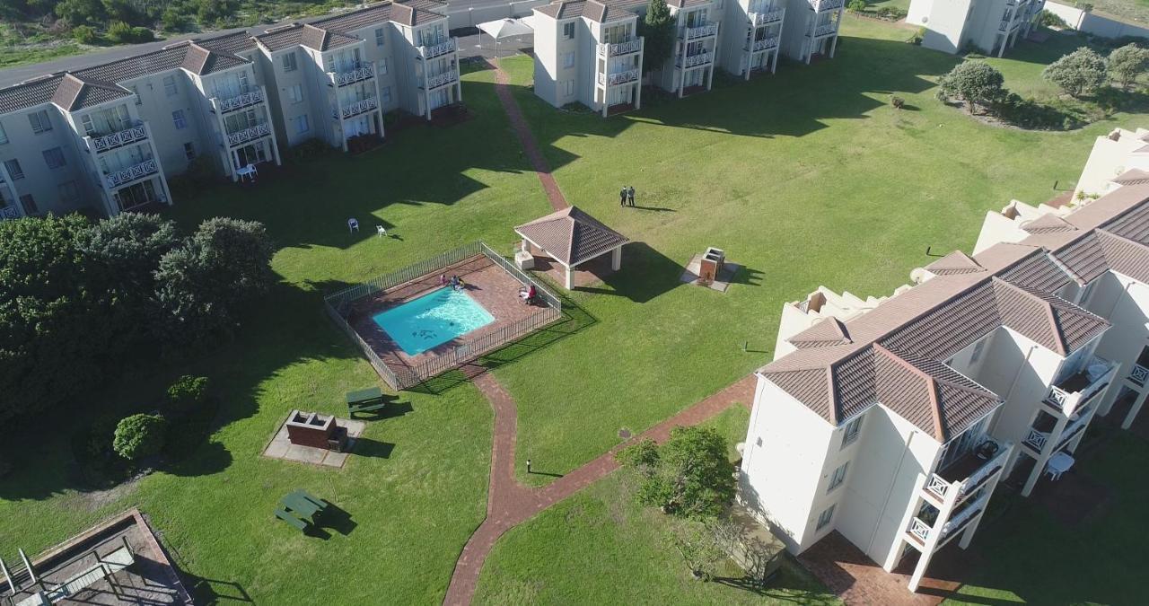 Hermanus Beach Club Esterno foto