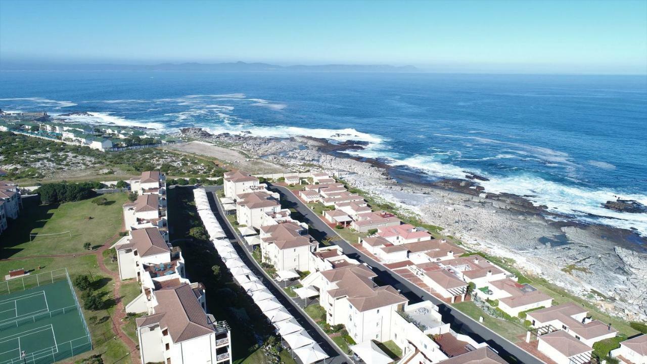 Hermanus Beach Club Esterno foto
