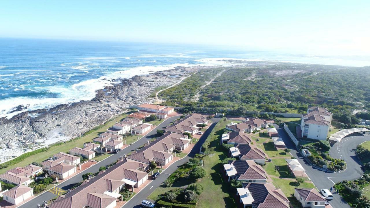 Hermanus Beach Club Esterno foto